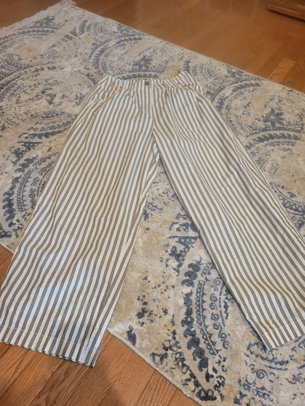 Urban Outfitters Beige & White Striped Wide-Leg Pants Size12